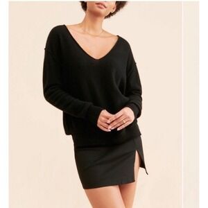 Free People Women's Harmony Women's 100% CASHMERE Sweater Black V-Neck Size Med